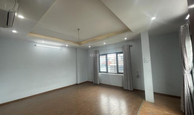 Chính chủ cho thuê văn phòng Nguyễn Xiển - Khuất Duy Tiến 30m2