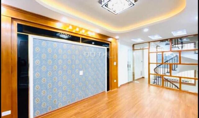 Chỉ 5.5 tỷ, nhà đẹp phố Yên Lãng, 50m2 MT 4m