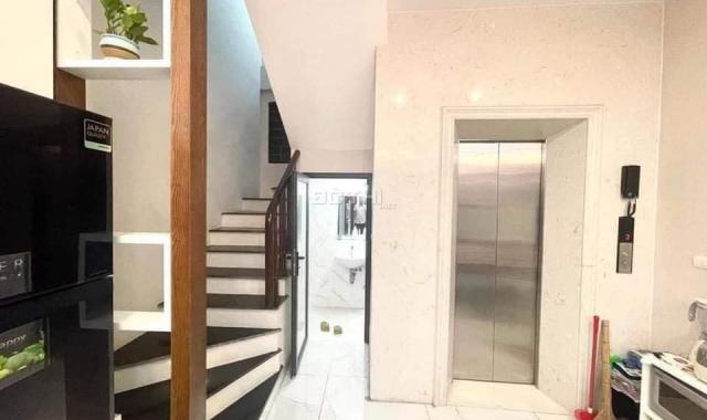Nhà mới long lanh ở Kim Hoa tặng full nội thất, có thang máy