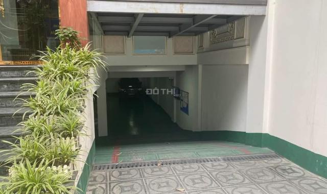 Bán toà apartment tại phường Kim Mã, Ba Đình, Hà Nội diện tích 188m2 giá 105 tỷ