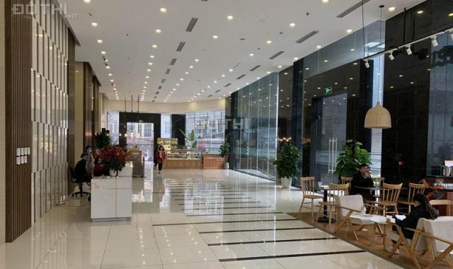 Miễn ngay 2 tháng tiền thuê văn phòng 600m2 tòa Discovery Complex, Cầu Giấy. Lh 0909300689