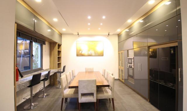 Cho thuê nhà đường Số 12, Thảo Điền, Q. 2. Diện tích: 450m2 giá tốt LH 0903652452 Mr. Phú