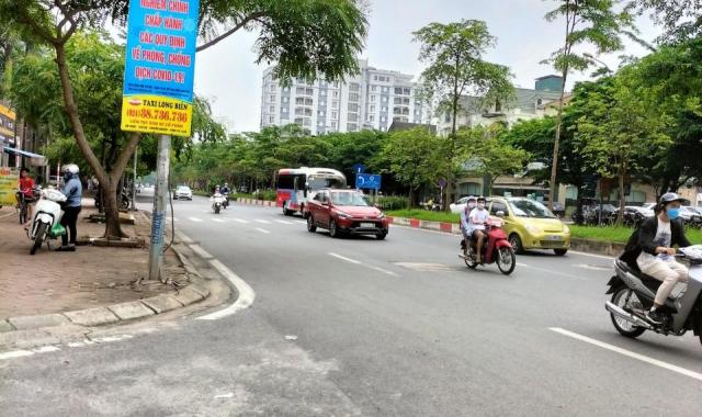 Bán đất tặng nhà cấp 4 phố Chu Huy Mân, ô tô tận cửa, 66m2, mặt tiền 5m chỉ 3,3 tỷ