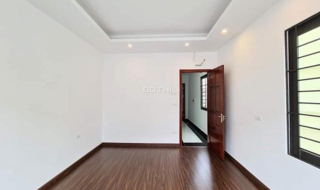 Bán nhà phố Thanh Lân, 3 bước ra phố, 41m2, 4.05 tỷ. LH: 0934462183