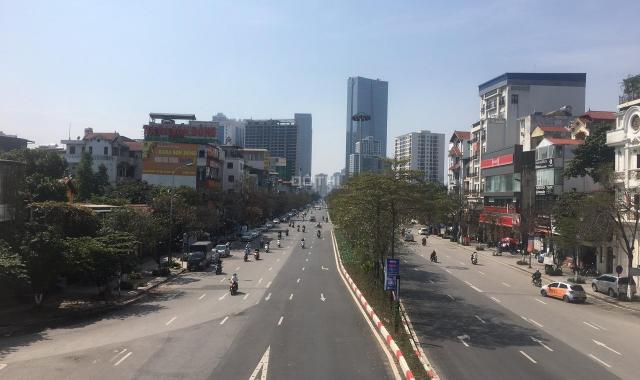 Bán nhà mặt phố Nguyễn Chí Thanh - mặt tiền 4,5m, vỉa hè 5m - kinh doanh đỉnh - giá nhỉnh 15 tỷ