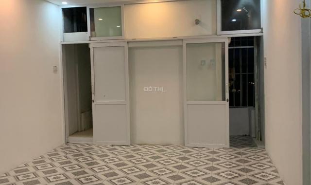 Cực VIP nhà mặt ngõ Cửa Bắc, giá chỉ 2,6 tỷ, 23m2 x 3T, ngõ thoáng, ảnh thật