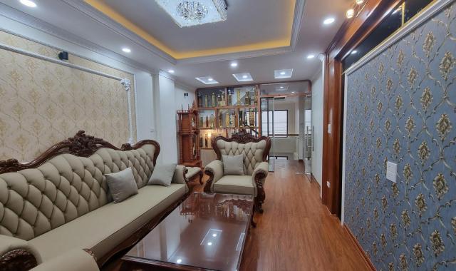 Bán nhà phố Nguyễn Văn Tuyết, Đống Đa, 38m2, 4T, kinh doanh sầm uất, giá 4