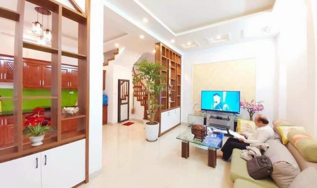 Siêu hot nhà ngõ phố Hoàng Mai 176m2x10T, giá 28.6 tỷ, MT khủng, KD lớn, ô tô vào