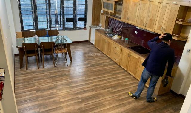 Hiếm, nhà mặt ngõ Nguyễn Phúc Lai, giá 24,5 tỷ, 114m2 x 5T, 2 mặt tiền, ô tô vào, thang máy