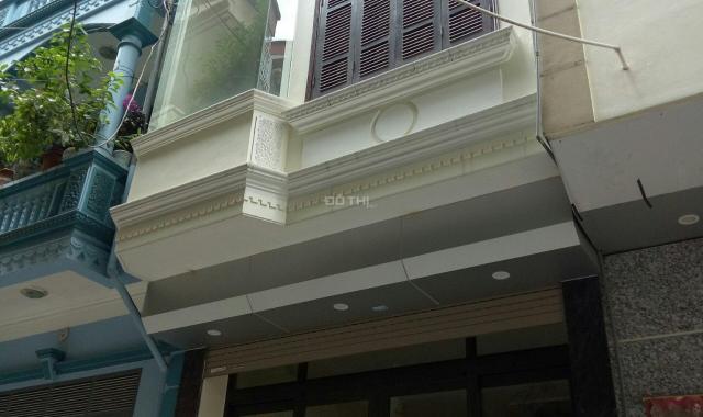 Chính chủ, bán nhà riêng đường Hoàng Văn Thái. 40m2, 5T, MT 3.9m, gara ô tô, 6 tỷ