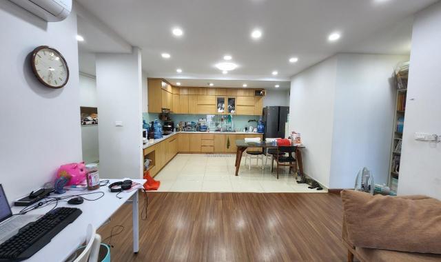Bán căn hộ chung cư tại dự án Goldmark City, Bắc Từ Liêm, Hà Nội diện tích 135m2 giá 4 tỷ