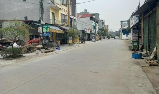 Kinh doanh sầm uất - vỉa hè để xe rộng 5m - đường 10m - cách KCN Quang Minh 100m