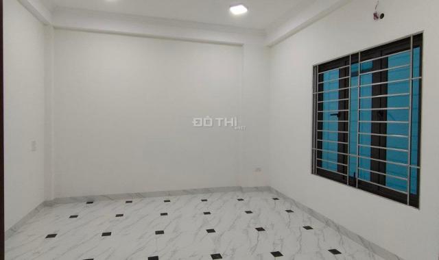 Bán gấp nhà ở phố Ngô Quyền, Hà Đông DT 34m2, đường ôtô, hơn 2 tỷ, 0978637436