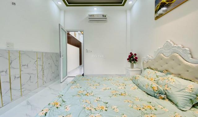 Tiên nữ giáng trần, Điện Biên Phủ, xe hơi chạy vòng quanh, 53.9m2, 7,2 tỷ