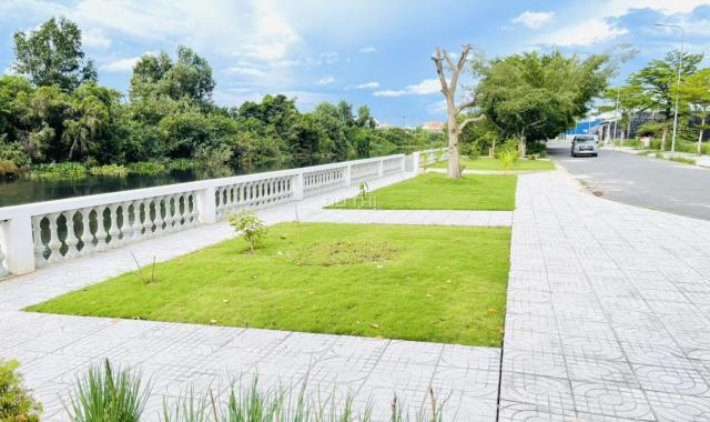 Cần bán gấp lô đất full thổ 105m2, trục Trần Văn Giàu