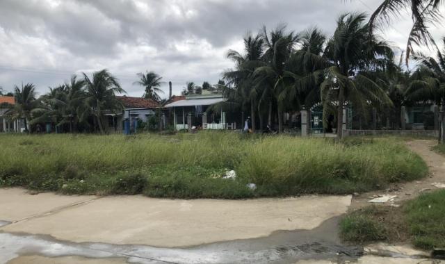 Bán lô cặp TĐC 3 mặt tiền 200m2, trung tâm Vạn Thắng Vạn Ninh; gần biển, full thổ