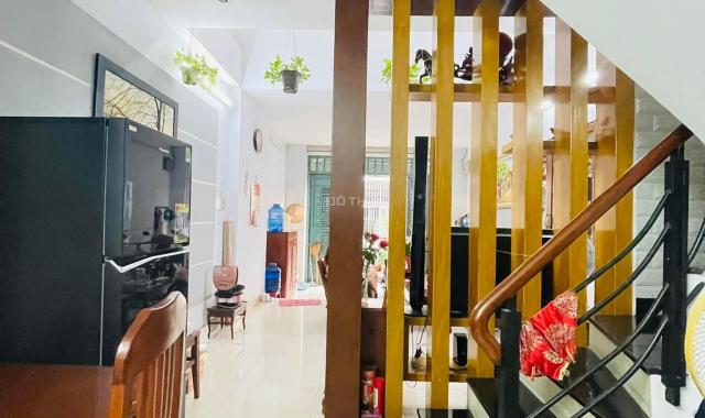 Bán nhà 1 sẹc, hẻm 6m Trường Chinh, Tân Bình, 61 m2, 4 tầng, 5 tỷ 9