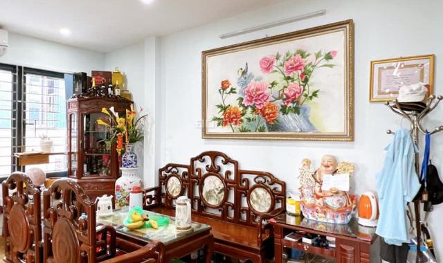 Cực hiếm! Bán nhà Hồ Văn Chương - MT rộng 8m, DT 70m2, 5 tầng thang máy. LH 0902901995