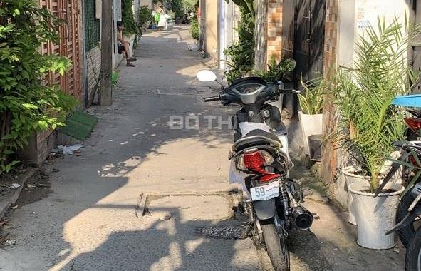 Bán nhà 1/ đường Đông Hưng Thuận 6, gần chợ Cây Sộp, 4x17m, cấp 4