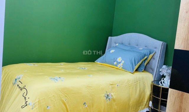 Cho thuê căn 2PN Saigon Royal Quận 4 nhà đẹp ở liền giá 20 triệu/th