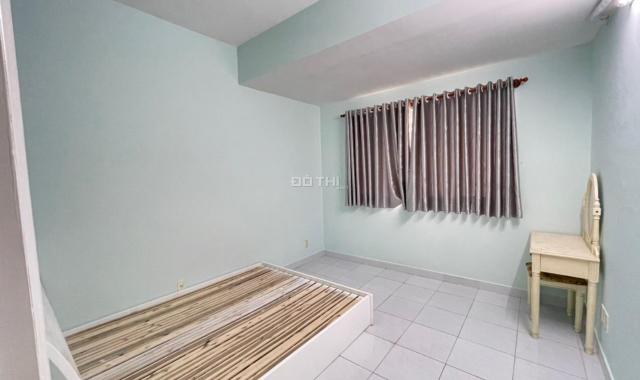 Cần bán gấp căn hộ Lê Thành block B, DT 71m2, 2 phòng ngủ