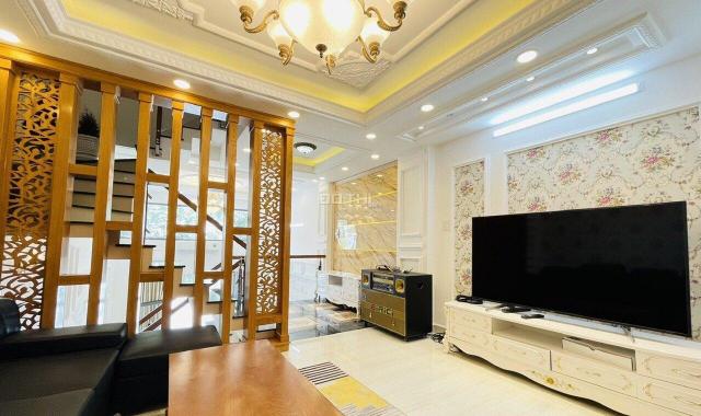 Chỉ 5tỷ8 có ngay căn nhà đẹp 4tầng SD 210m2, vị trí đẹp ngay Võ Văn Kiệt, P16, Q8