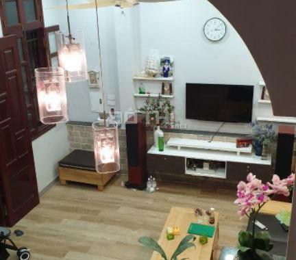 Nhà gần ngã 3 Bạch Đằng, DT: 40.5m2 x 3 tầng, ô tô cách 20m, SĐCC, giá 3.2 tỷ (thương lượng)