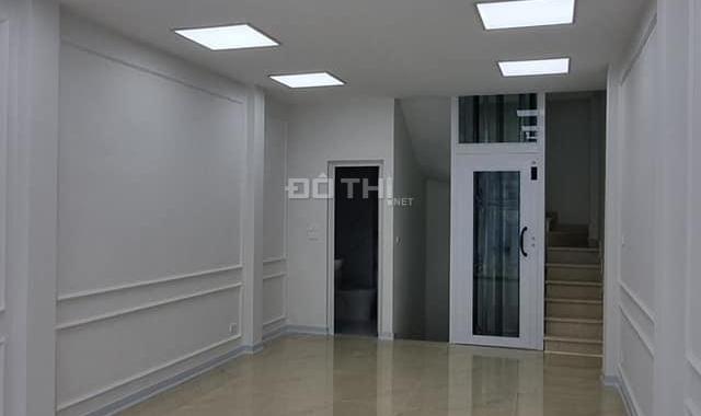 Chính chủ bán nhà mặt phố kinh doanh Trần Quốc Hoàn, 38m2, 6 tầng giá 17.3 tỷ, MTG. LH 0986755974