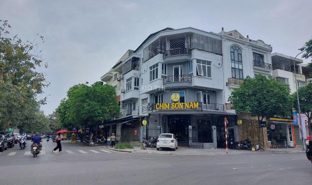 Cần bán nhà liền kề khu đô thị Văn Phú Hà Đông, view biệt thự 120m2, MT: 5m, chỉ hơn 10 tỷ