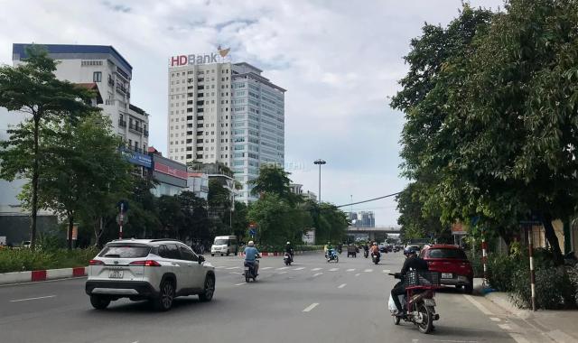 Bán mặt bằng tại đường Văn Cao, Ba Đình, Hà Nội diện tích 101m2 - Đã có GPXD 9 tầng