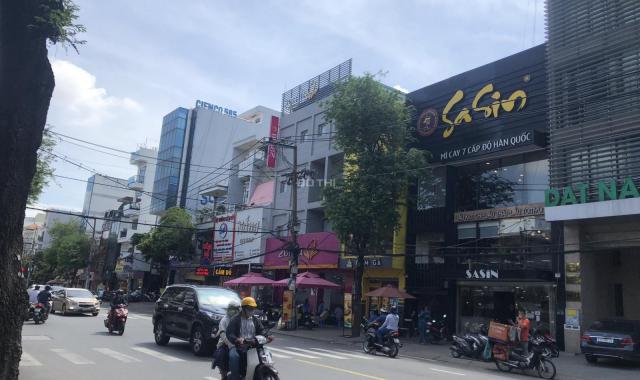 Cho thuê tòa nhà 68 - 70 Nguyễn Gia Trí (D2 cũ), Q. Bình Thạnh
