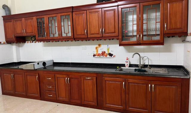 Ô tô tránh mặt đường trục chính tại Việt Yên, Ngũ Hiệp. Dt 55m2 x MT 4m