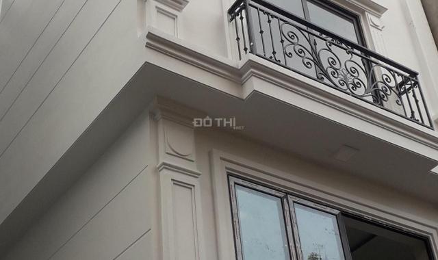 Nhà 6T, 2 mặt thoáng phường Ngọc Lâm, ngõ trước nhà 5m, cách nhà 50m ngõ ô tô tránh thông tứ tung