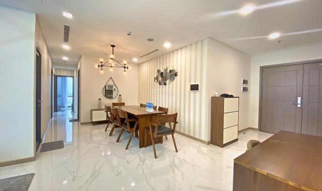 Book phòng tại khu đô thị Vinhomes Central Park - Landmark 81 giá tốt. LH: 093.8228.786