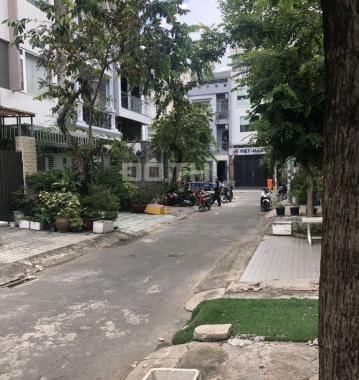 Nhà phố khu tái định cư Him Lam Phường Tân Hưng Quận 7. Hướng Tây