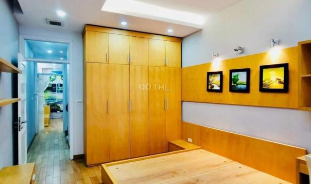 Cho thuê nhà riêng Thái Hà, 50m2 x 4 tầng, có sẵn nội thất đẹp