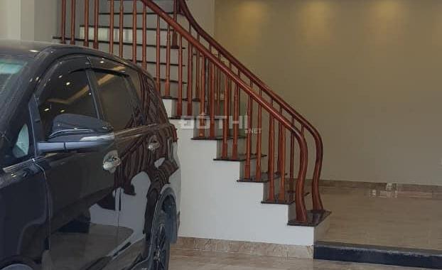 Nhà mới hiếm đẹp ô tô vào nhà tại Quỳnh Đô DT 52m2 x 4 tầng giá 3,8 tỷ (còn thương lượng)