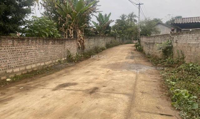 Đất nghỉ dưỡng giá rẻ gần 1000m2 giá chỉ hơn 3 tỷ tại Chóng Yên Bài Ba Vì, L/H: 0974715503