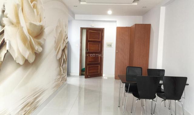Cho thuê Hoàng Anh Thanh Bình giá 11tr/tháng nhà decor 2PN đẹp. LH Trân 0909.802.822