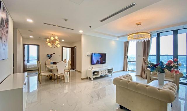 Cho thuê căn hộ dịch vụ 5* tại Vinhomes Central Park. Hotline: 090.2222.167 (Mr. Phát)