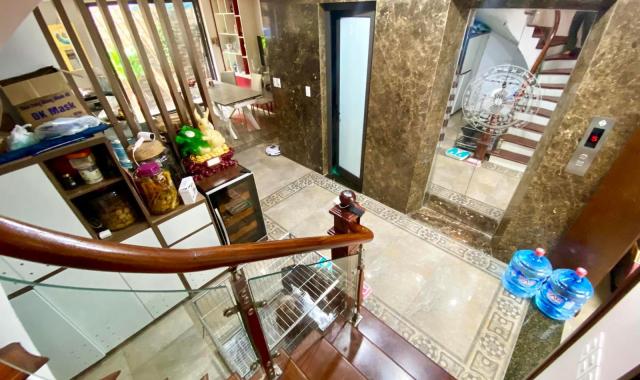 Bán biệt thự Kim Đồng, nội thất Châu Âu, view vườn hoa cực thoáng