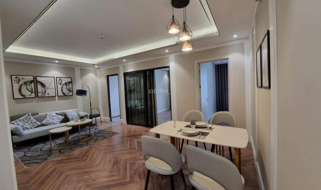 Nhượng gấp căn hộ 2 phòng ngủ giá 4 tỷ tại chung cư King Palace - 108 Nguyễn Trãi