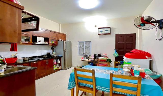 Bán nhà Khúc Thừa Dụ 20m ra mặt phố DT 48m2 Mt 4m chỉ nhỉnh 7. X tỷ. Sát vách CV Cầu Giấy