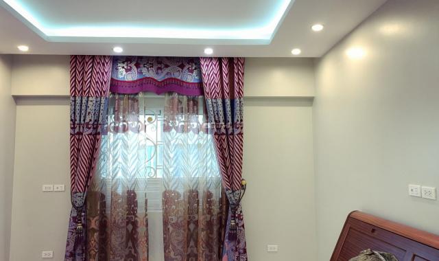 Cho thuê căn hộ 170m2, 3PN đầy đủ nội thất tòa 101 Láng Hạ, Đống Đa, Hà Nội