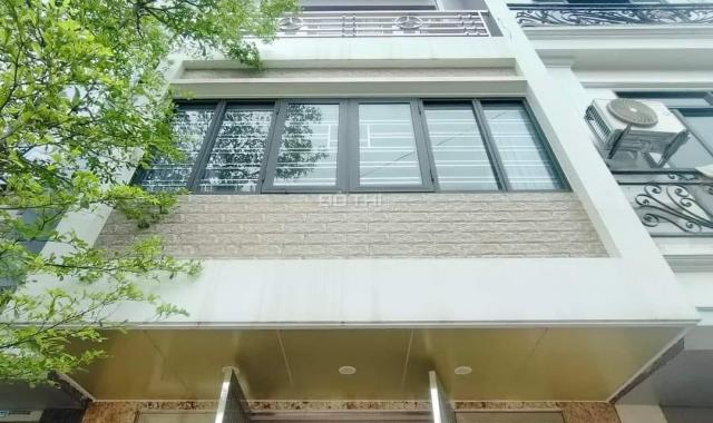 Bán gấp nhà phân lô - ô tô tránh - kinh doanh - Giải Phóng - 80m2 4 tầng 11 tỷ