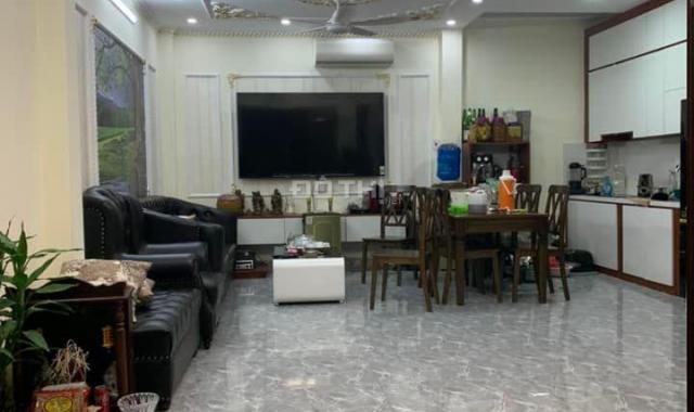 Cực hot nhà đẹp ngõ 12 Nghĩa Dũng, giá 5,6 tỷ, 55m2 x 5T, ở luôn ảnh thật
