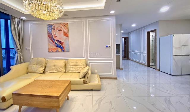 Cho thuê khách sạn Vinhomes Central Park ngắn hạn, gần Quận 1. LH 093.8228.786