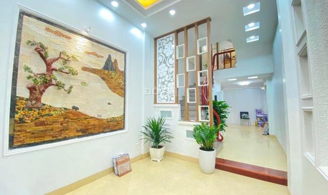 Cần bán nhà Định Công, quận Hoàng Mai, 60m2x5T, nhà đẹp, ngõ rộng, 5,9 tỷ