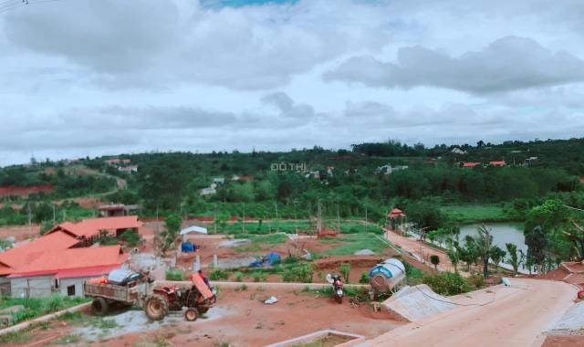 Bán đất ngay trung tâm khu phức hợp, đối diện UBND Xã Nhân Cơ, Đắk Nông. Gần ngay cao tốc
