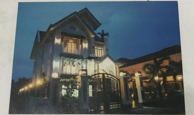 Cần bán căn nhà đầy tâm huyết nằm trong khu compound danh tiếng đường Nguyễn Văn Hưởng - Thảo Điền